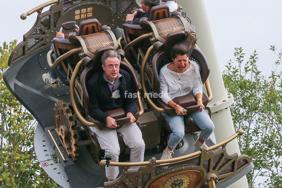 N-VA chairman Bart De Wever and N-VA's Valerie Van Peel in the 'Ride to Happiness by Tomorrowland' rollercoaster ride during the yearly family day and the celebration of the 20th anniversary of conservative Flemish nationalist party N-VA, on Sunday 12 September 2021 at the Plopsaland theme park in…