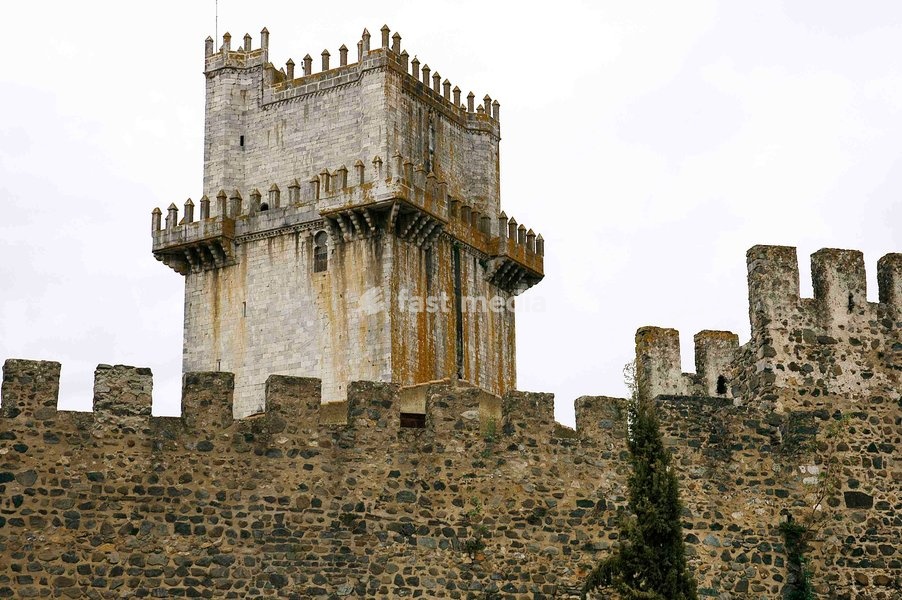 Portugal, Alentejo, Beja. Castle. View of the keep tower. King Dinis of Portugal (1261-1325) reinforced and enlarged the walls and towers (1307) and began the construction of the keep in 1310. Architectural detail