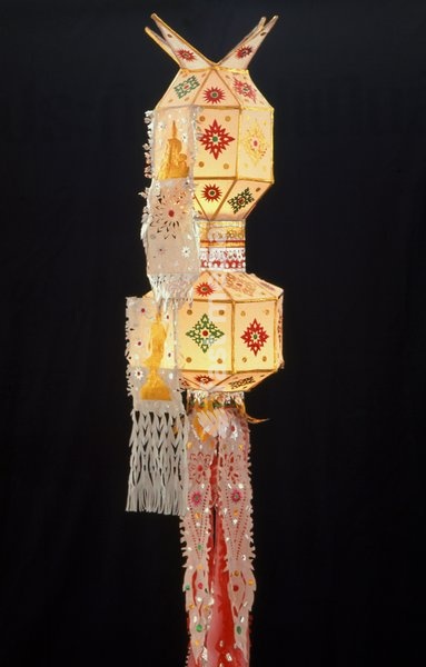 Yi Peng lantern made from mulberry paper, Yi Peng Festival, Chiang Mai, Northern Thailand. Loy Krathong is held annually on the full moon night of the 12th month in the traditional Thai lunar calendar. In northern Thailand this coincides with the Lanna festival known as Yi Peng