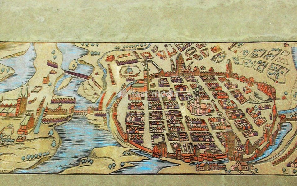 Poland, city of Poznan (former German: Posen): historic city map of Poznan at facade Archeological Museum; the map shows on left side Cathedral Island, the historic nucleus of Poznan, river Warta (German: Warthe), and on the right side the Old Town, built 1253 onwards. The Archeological Museum is…