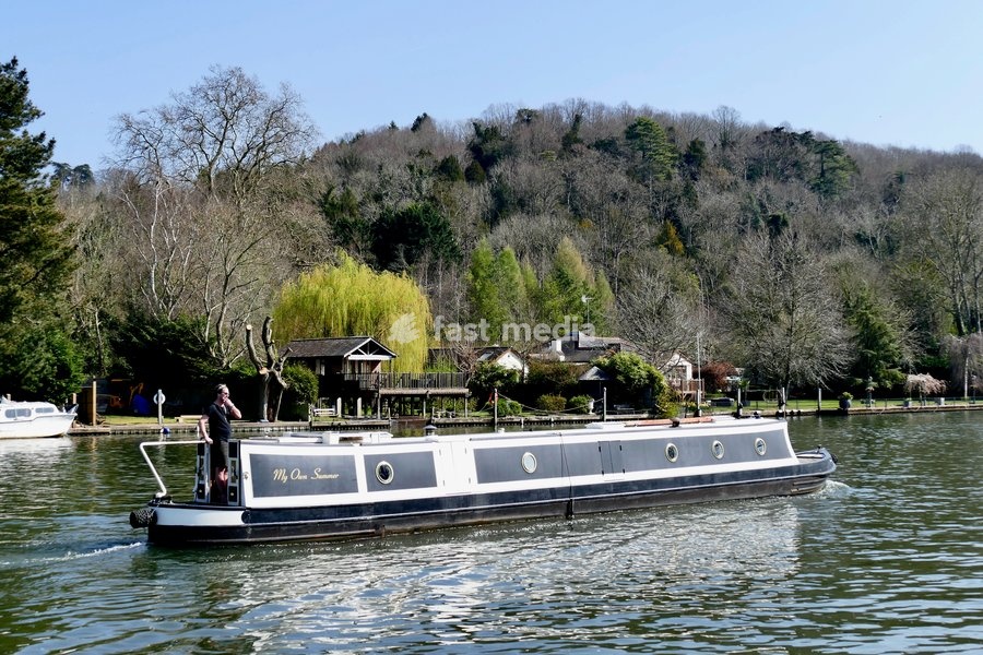 People on The River Thames on a sunny day