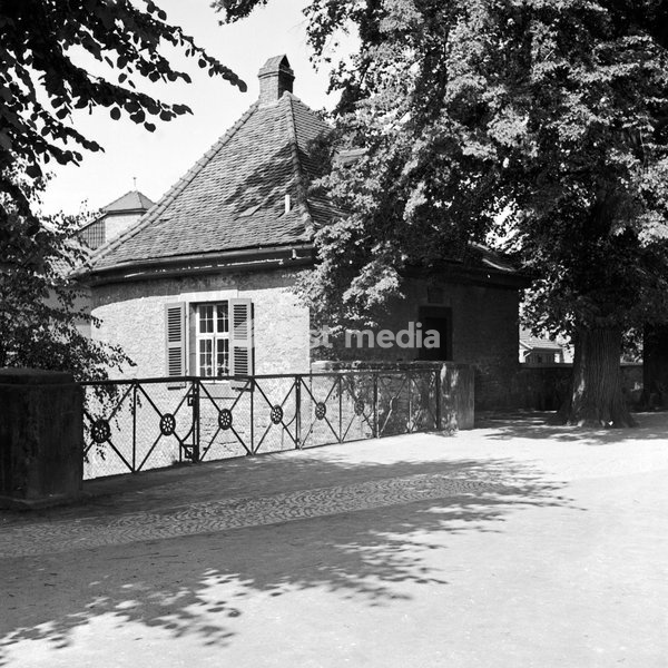 Das Bismarckhäuschen in Göttingen, Deutschland 1930er Jahre. Small Bismarck house at Goettingen, Germany 1930s