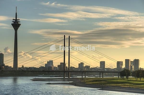 Rheinturm, Rheinkniebrücke, Düsseldorf Harbour, Düsseldorf, North Rhine-Westphalia, Kniebrücke, Rhine, Germany