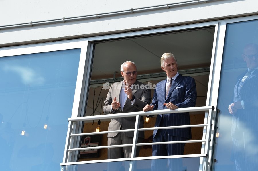King Philippe - Filip of Belgium (R) pictured during a visit to the iLumen European Solar Challenge (iESC), at the Zolder race track, in Heusden-Zolder, Friday 16 September 2022. The iESC is the only 24-hour car race for solar-powered vehicles in the world. The King meets the Agoria Solar Team, a…