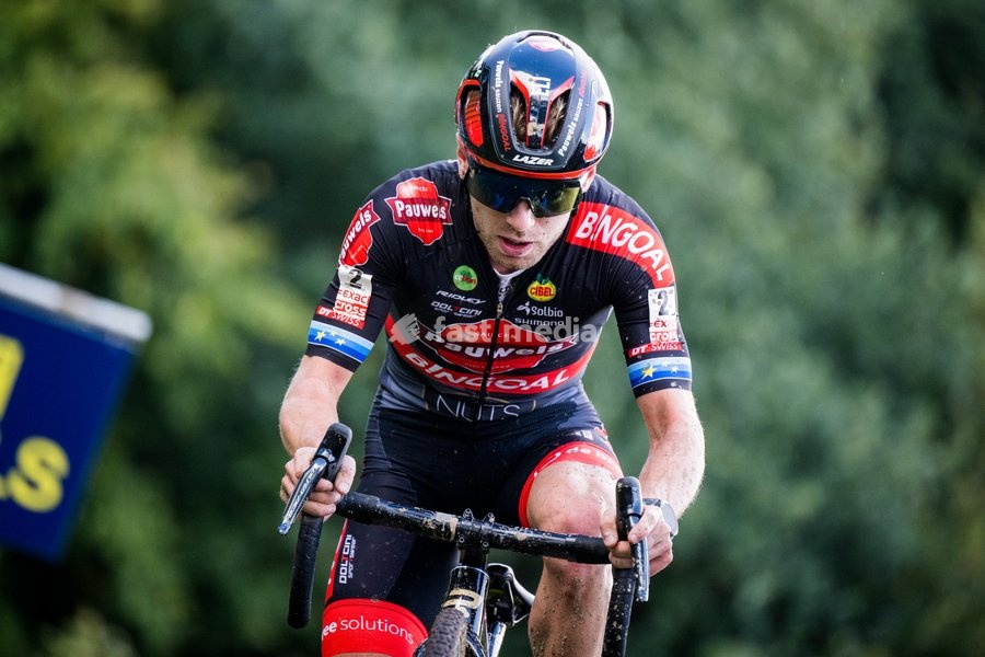 Belgian Eli Iserbyt pictured in action during the men's elite race of the 'Berencross Meulebeke' cyclocross cycling event, race 3/8 in the 'Exact Cross' competition, Saturday 01 October 2022 in Meulebeke