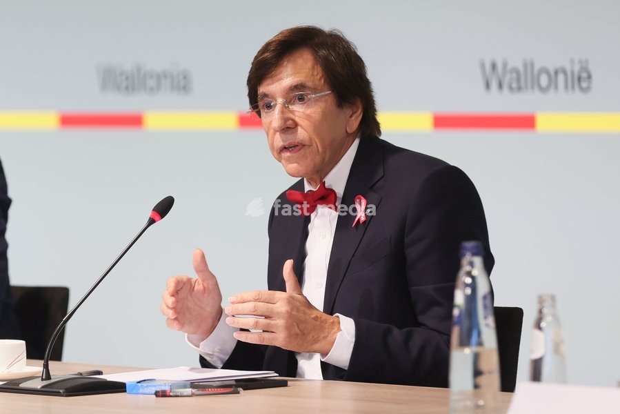 Walloon Minister President Elio Di Rupo pictured during a press conference of the Walloon government regarding their agreement on the budget of 2023, Friday 07 October 2022, in Namur
