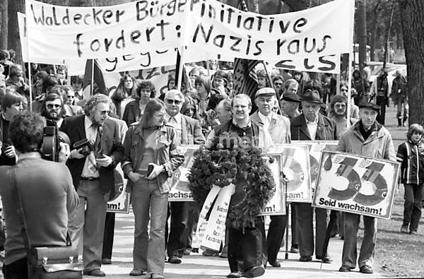 Nazi victims, youth associations, trade unions, young and old people and citizens' initiatives joined forces in a demonstration against a meeting of traditional SS associations 28.04.1979 in Arolsen, Germany