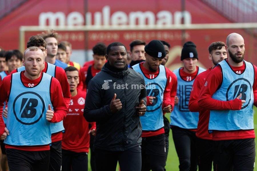 Kortrijk's players pictured during a training session of Belgian soccer team KV Kortrijk with their new coach, Tuesday 22 November 2022 in Kortrijk. German Storck took the helm after Custovic was fired