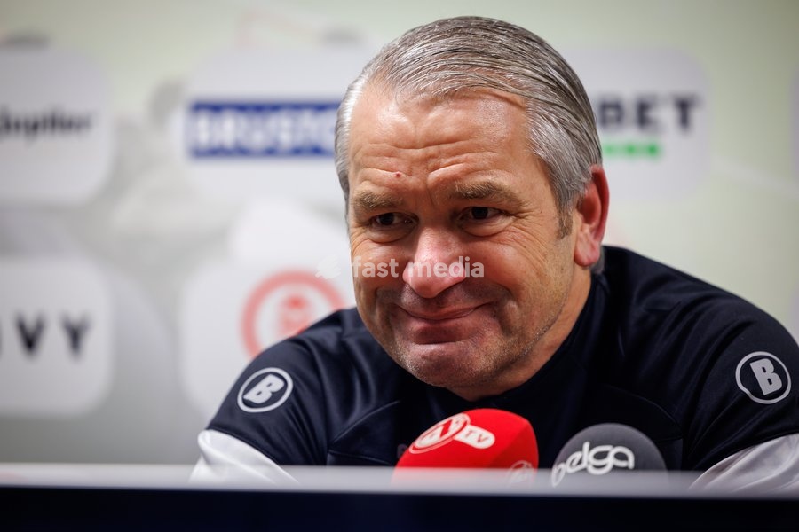 Kortrijk's new head coach Bernd Storck pictured during a press conference of Belgian soccer team KV Kortrijk to present their new coach, Tuesday 22 November 2022 in Kortrijk. German Storck took the helm after Custovic was fired