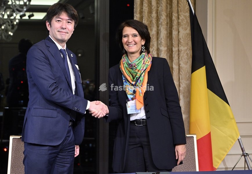 Chancellor Nagoya University Of Commerce & Business Hiroyuki Kurimoto and Rector Ichec Brussels Management School Brigitte Chanoine pictured during a signing ceremony in Tokyo, during the Belgian Economic Mission to Japan, Monday 05 December 2022. A delegation featuring the Princess and various…