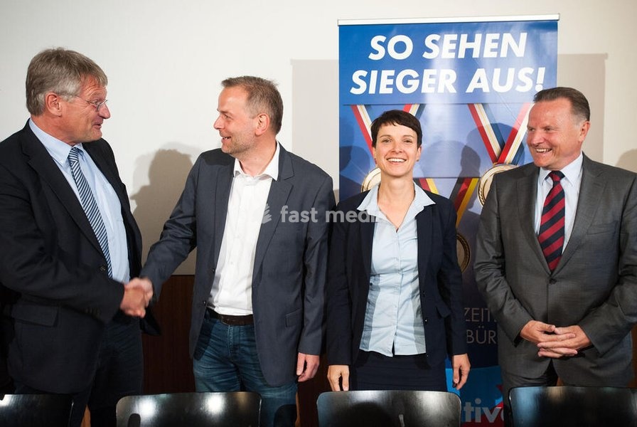 Frauke Petry, politician, AfD, Germany; in the state elections in Mecklenburg-Western Pomerania, the AfD became the second strongest party in the state parliament with 20.8% of the votes. Press conference of the party leadership in the house of the federal press conference, from left to right. Jörg…