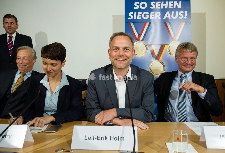 Frauke Petry, politician, AfD, Germany; in the state elections in Mecklenburg-Western Pomerania, the AfD became the second strongest party in the state parliament with 20.8% of the votes. Press conference of the party leadership in the house of the federal press conference, from left to right.…