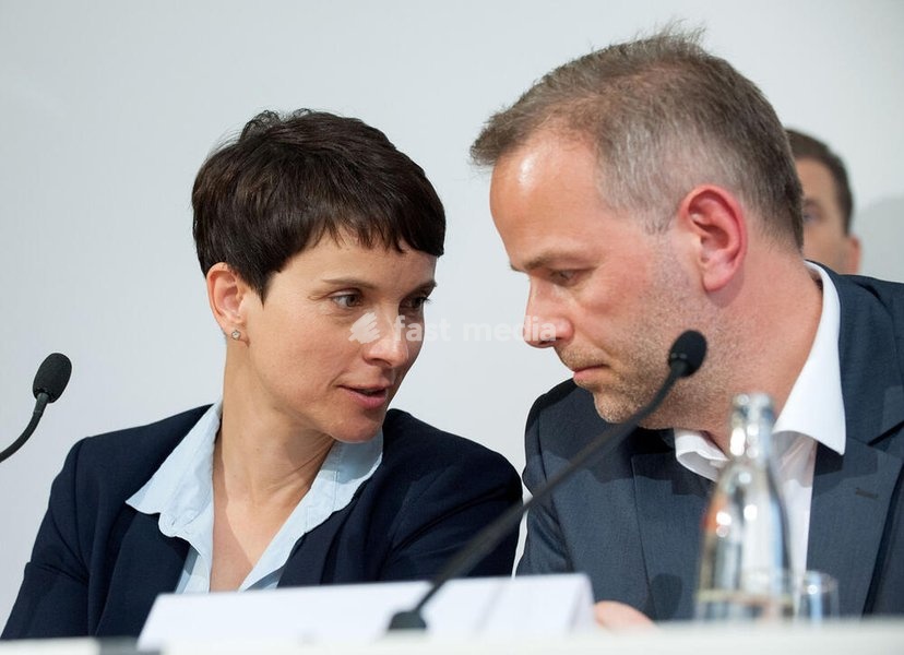 Frauke Petry, politician, AfD, Germany; in the state elections in Mecklenburg-Western Pomerania, the AfD became the second strongest party in the state parliament with 20.8% of the votes. Press conference of the party leadership in the house of the federal press conference, from left to right.…