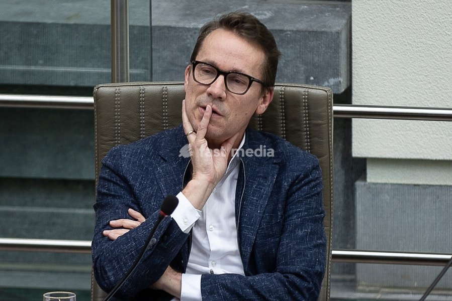 Flemish Minister of Employment, Economy, Social Economy and agriculture Jo Brouns pictured during a plenary session of the Flemish Parliament in Brussels, Wednesday 01 March 2023