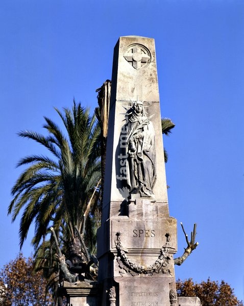 'Spes', sculpture at the main gate of the cemetery in the east of Barcelona, 20th century