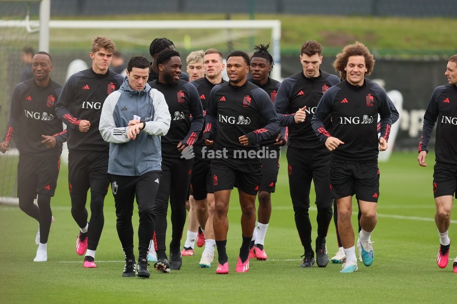 Belgium's Charles De Ketelaere, physical coach Vladimir Cepzanovic, Belgium's Orel Mangala, Belgium's Lois Openda, Belgium's Thomas Meunier and Belgium's Arthur Theate pictured in action during a training session of Belgian national soccer team Red Devils, , at the Royal Belgian Football…