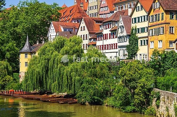 Beautiful view of the historic Neckar front in the old town of Tübingen, Baden-Württemberg, Germany
