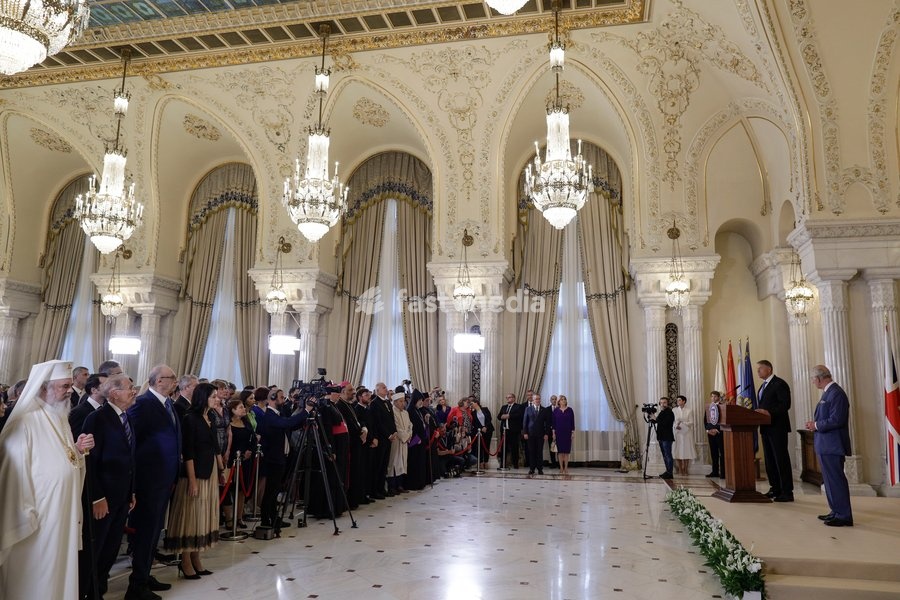 Handout photo issued by Buckingham Palace of President Klaus Iohannis and King Charles III at Cotroceni Palace during a private visit to Bucharest, Romania. Issue date: Friday June 2, 2023. NOTE TO EDITORS: This handout photo may only be used for editorial reporting purposes for the contemporaneous…