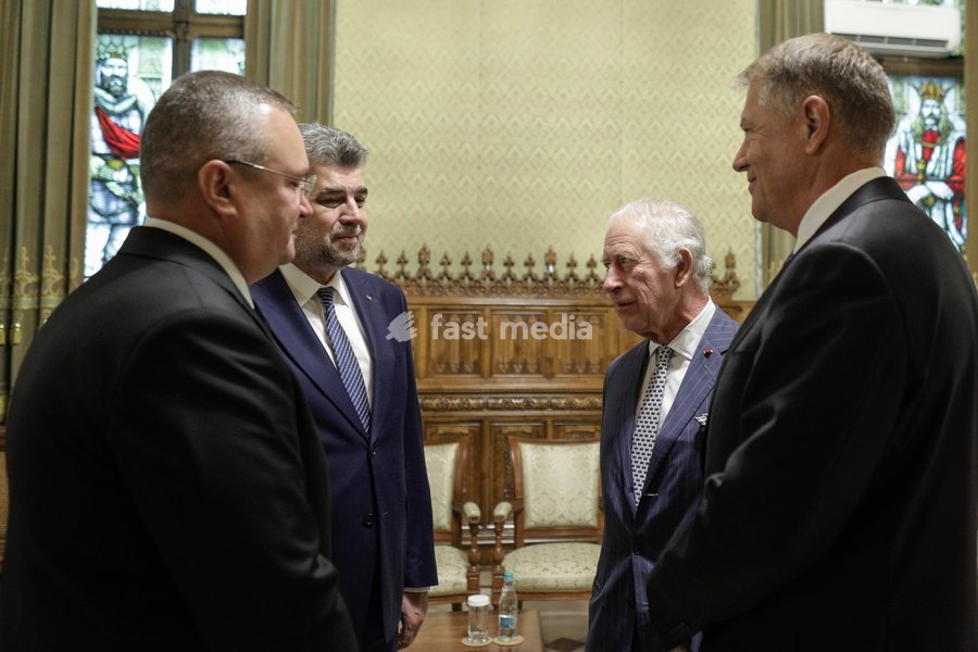 Handout photo issued by Buckingham Palace of King Charles III meeting Prime Minister of Romania Nicolae Ciuca (left) and chief of Chamber of Deputies, Marcel Ciolacu (second left), during a reception held in his honour, marking 25 years since his first visit to Romania, at Cotroceni Palace during a…