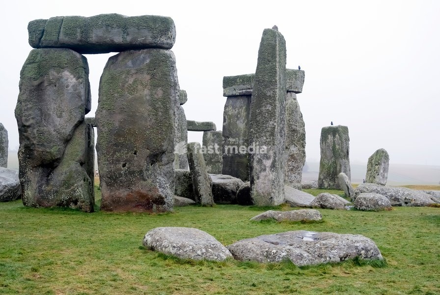The most famous prehistoric monument in England, Stonehenge was built between 3000 and 2000 BC and is now a UNESCO World Heritage Site, Salisbury Plain, near Amesbury, England, 2010