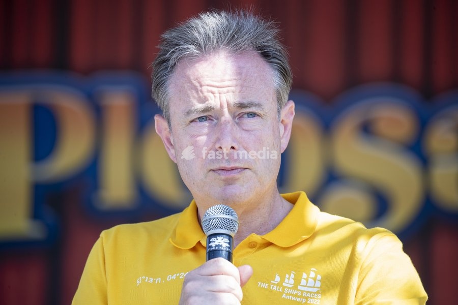 N-VA chairman Bart De Wever delivers a speech at the yearly family day of conservative Flemish nationalist party N-VA, on Sunday 10 September 2023 at the Plopsaland theme park in Adinkerke, De Panne