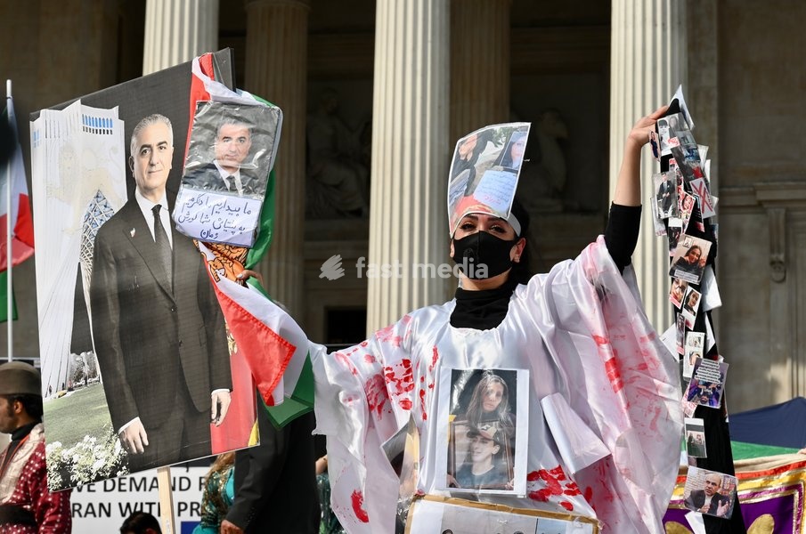 London, UK. Rally to mark the first anniversary of the 22 year old Kurdish woman Mahsa Amini, who died whilst in the custody of Iran's Morality Police for breaching their strict dress code. Many protesters also called for the downfall of the Mullahs and for the return of the exiled Iranian Royal…