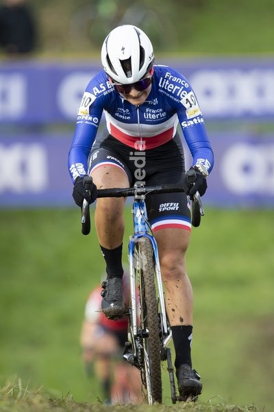 Belgian Marion Norbert Riberolle pictured in action during the women's elite race of the 'Druivencross' cyclocross cycling event in Overijse on Sunday 22 October 2023, stage 1/8 of the 'Superprestige' competition