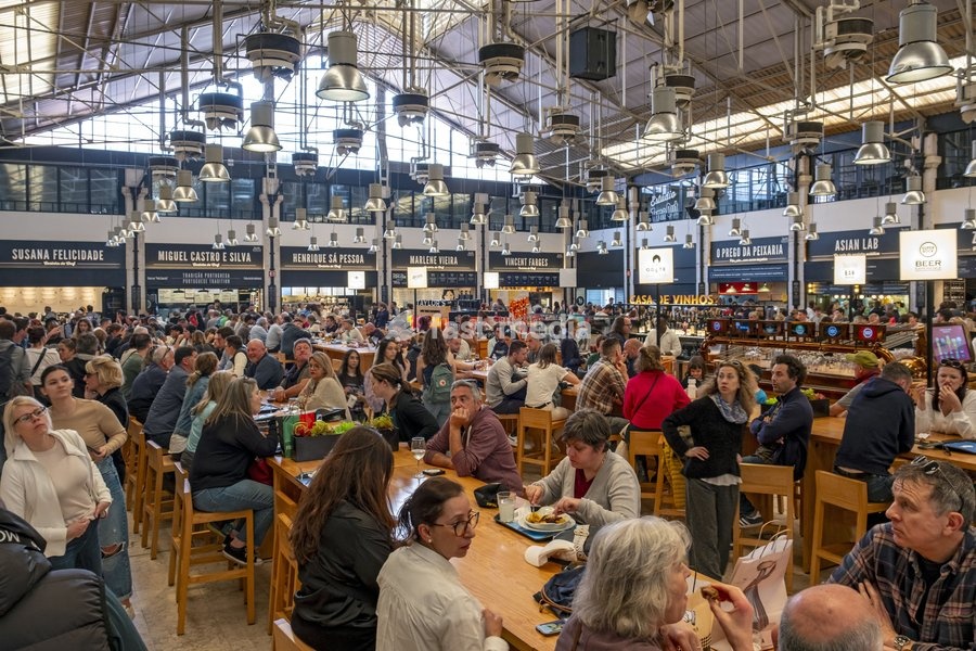 Time Out Market food hall, Mercado da Ribeira, Lisbon, Portugal