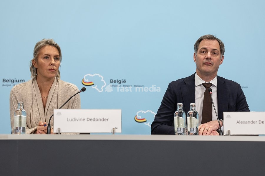 Defence minister Ludivine Dedonder and Prime Minister Alexander De Croo pictured during a press conference after a Minister's Kern meeting of the Federal Government on the support to Ukraine, Wednesday 28 February 2024 in Brussels