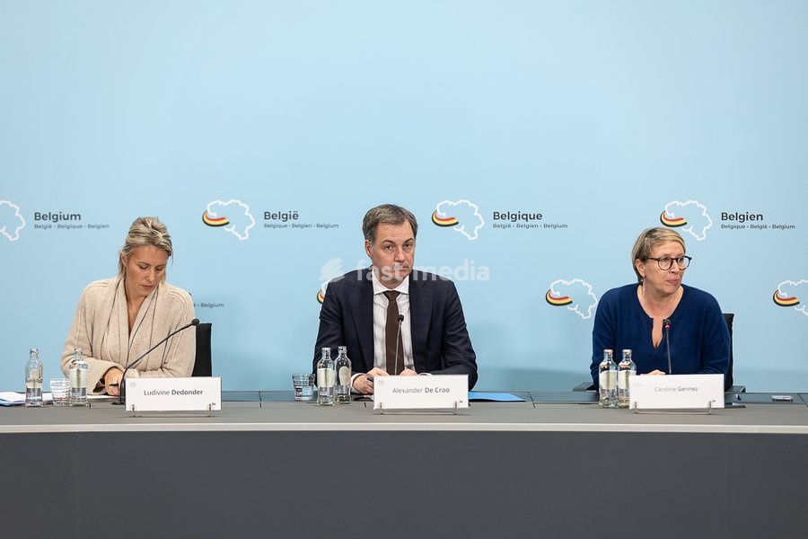 Defence minister Ludivine Dedonder, Prime Minister Alexander De Croo and Minister for Development Cooperation and Metropolitan Policy Caroline Gennez pictured during a press conference after a Minister's Kern meeting of the Federal Government on the support to Ukraine, Wednesday 28 February 2024 in…