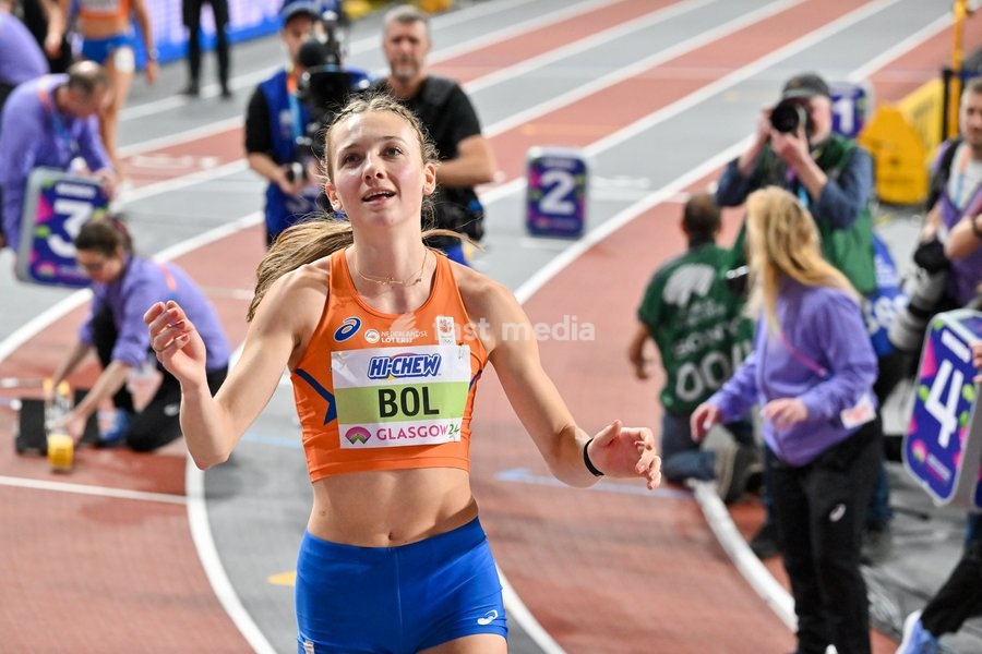 Glasgow, Scotland, UK, 02 March 2024. Femke BOL (NED) sets a new world record and celebrates after winning the Womens 400m Final during the World Indoor Athletics Championships at the Emirates Arena, Glasgow, Scotland, UK