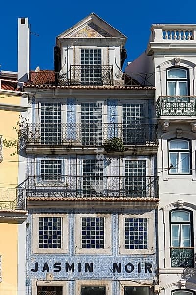 Old building, facade with typical azulejos, house facade, tiles in the old town, city, architecture, old, dilapidated, balcony, urban, house, house wall, building, antique, history, architectural history, tradition, pattern, Portuguese, Lisbon, Portugal