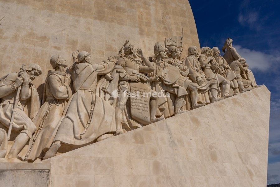 The Padrao dos Descobrimentos (Monument to the Discoveries) by River Tagus, Belem, Lisbon, Portugal, Europe