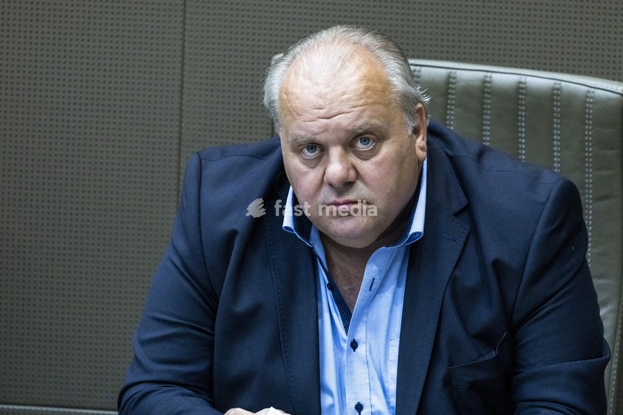 Vlaams Belang's Guy D'haeseleer pictured during a plenary session of the Flemish Parliament in Brussels, Tuesday 02 July 2024