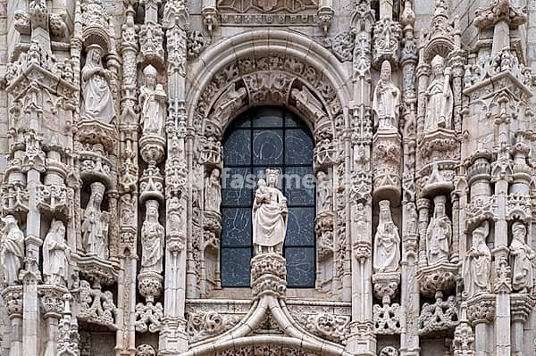 South portal, Hieronymite monastery Mosteiro dos Jerónimos, also known as Mosteiro de Belém, Belém, Lisbon, Portugal, Europe