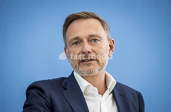Presentation of the government draft for the 2025 federal budget at the Federal Press Conference by Christian Lindner (FDP), Federal Minister of Finance