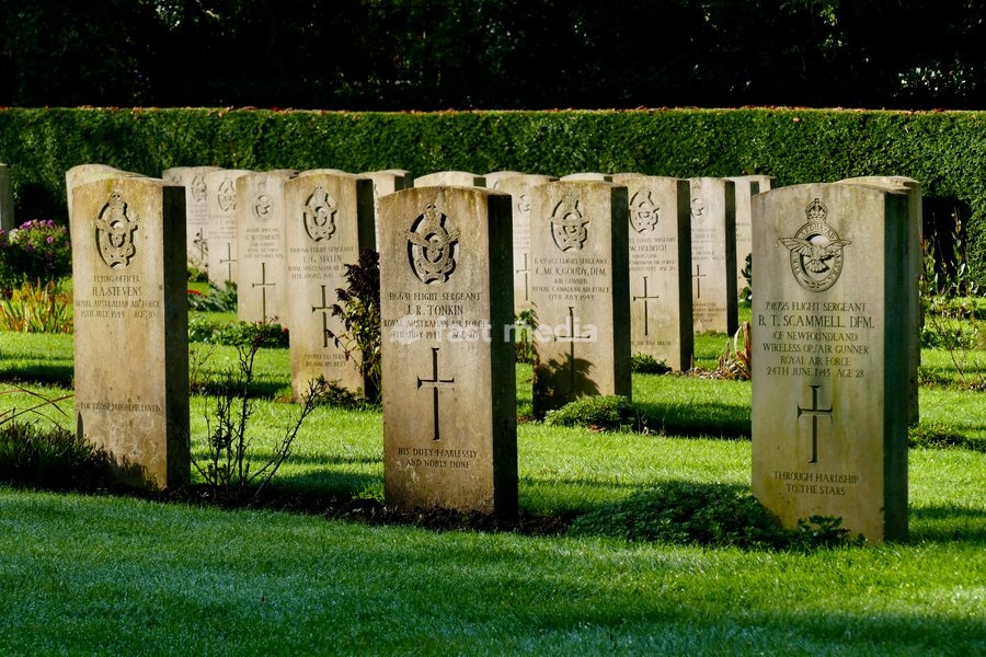 The well kept Commonwealth War Graves in the autumnal sunshine in the run up to Remembrance Sunday, the Commonwealth War Graves Commission is an intergovernmental organisation of six independent member states whose principal function is to mark, record and maintain the graves and places of…