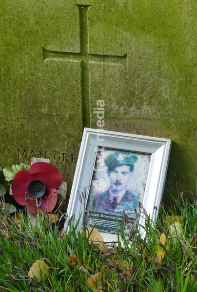 The well kept Commonwealth War Graves in the autumnal sunshine in the run up to Remembrance Sunday, the Commonwealth War Graves Commission is an intergovernmental organisation of six independent member states whose principal function is to mark, record and maintain the graves and places of…