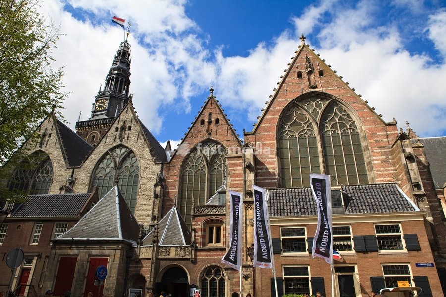 Oude Kerk, Amsterdam's oldest church, consecrated in 1306, Amsterdam, Netherlands, Europe