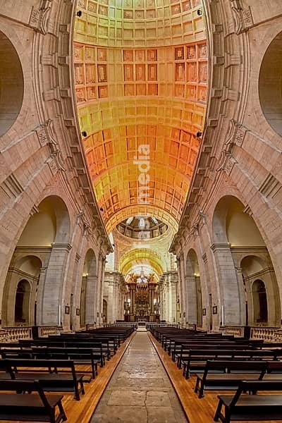 Church and Monastery of Sao Vicente de Fora, Central nave and ceiling, Lisbon, Portugal, Europe