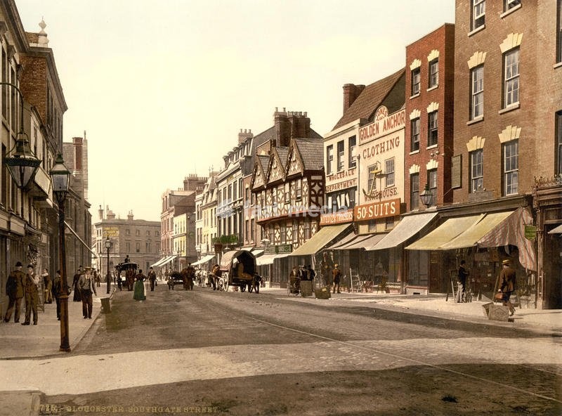 1900 ca , Gloucester , Gloucestershire , GREAT BRITAIN : The Southgate Street . Photochrom by Detroit Publishing Company . - ENGLAND - GRAND BRETAGNA - VIEW - FOTO STORICHE - HISTORY - GEOGRAFIA - GEOGRAPHY - ARCHITETTURA - ARCHITECTURE - OTTOCENTO - 800's - '800 - EPOCA VITTORIANA - VICTORIAN HERA…