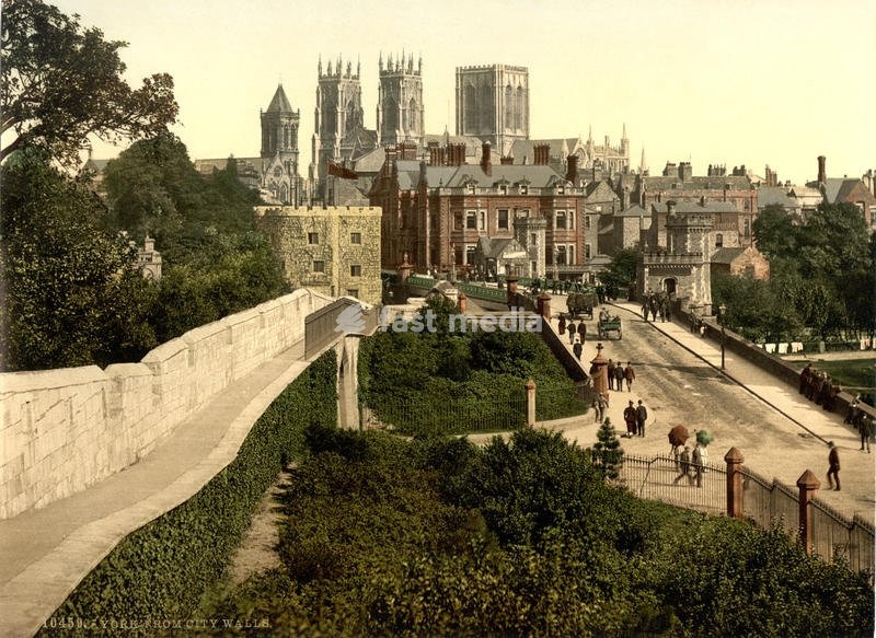 1900 ca , YORK , ENGLAND , GREAT BRITAIN :View of YORK from CITY WALLS . Photochrom by Detroit Publishing Company . - ENGLAND - GRAND BRETAGNA - VIEW - FOTO STORICHE - HISTORY - GEOGRAFIA - GEOGRAPHY - ARCHITETTURA - ARCHITECTURE - OTTOCENTO - 800's - '800 - EPOCA VITTORIANA - VICTORIAN HERA -…