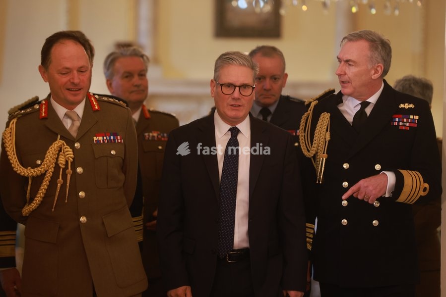 Sir Keir Starmer British Prime Minister meets defence chiefs in Downing Street today with l to General Sir Roly Walker KCB DSO and right , Chief of the Defence Staff (CDS) Admiral Sir Tony Radakin