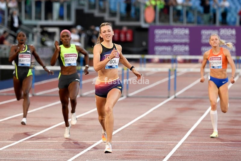 Femke Bol of the Netherlands (c) competes in the 400m hurdles Women during the IAAF Diamond League Golden Gala meeting at Olimpic stadium in Rome (Italy), June 9th, 2022. Femke Bol placed first