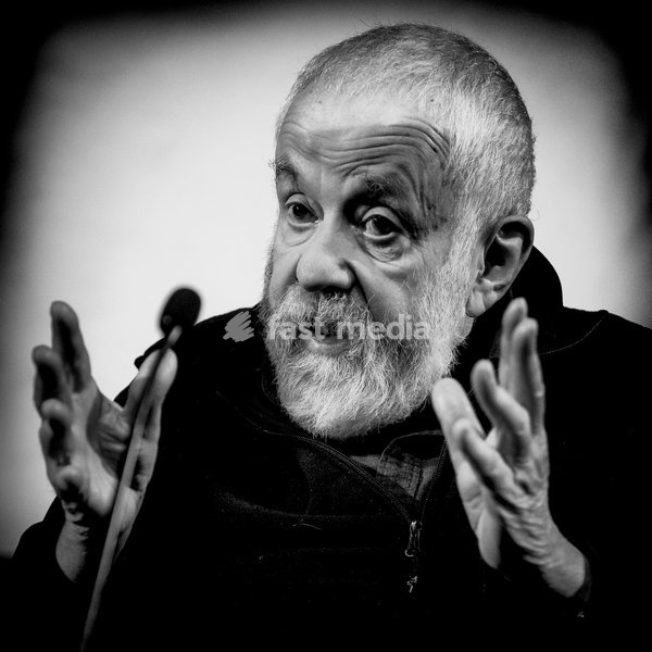 Mike Leigh on stage at Mark Kermode in 3D on Monday 16 December 2024 at BFI Southbank, London